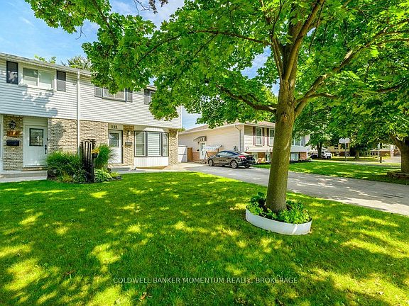 4th image of 121 Dorothy St