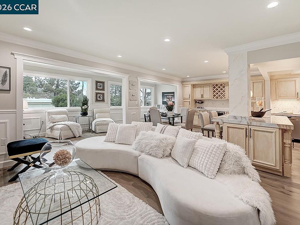 1st image of 2601 Pine Knoll Dr Unit 8