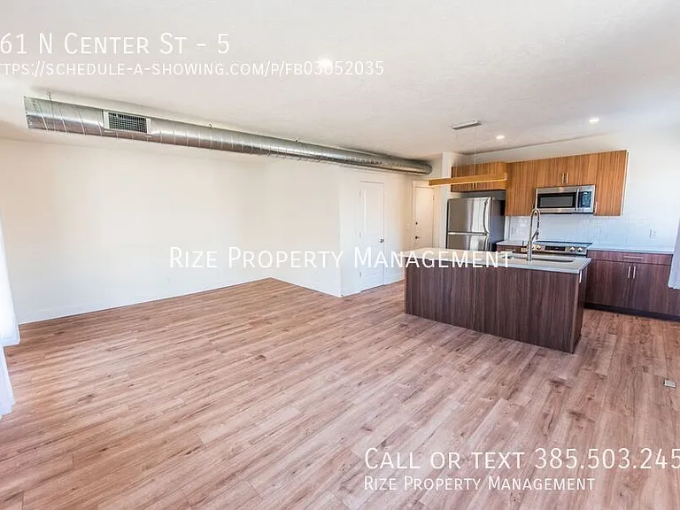 561 N Center St #5 — Photo 4