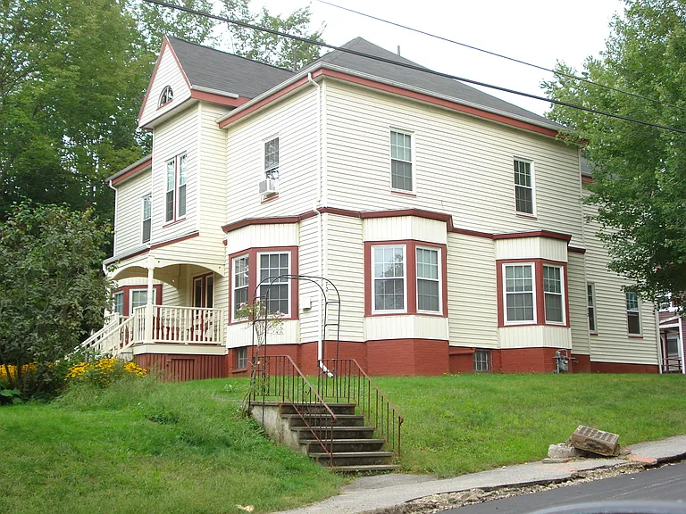 Central St — Photo 1