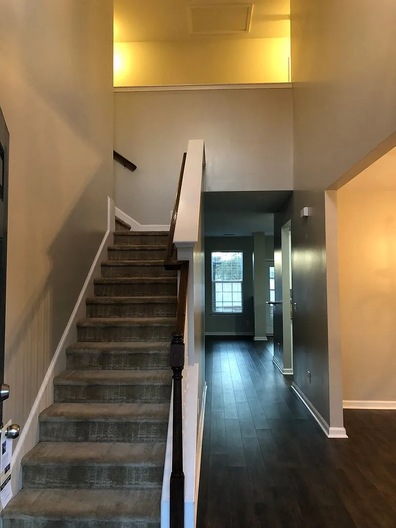 Building Photo - 93 Coopers Ln