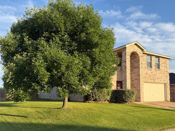 3214 Friesian Ct, Denton, TX 76210
