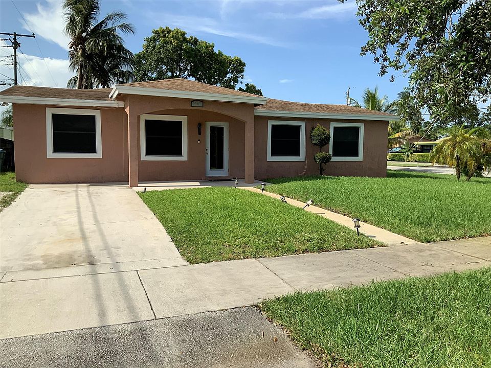 1st image of 3301 NW 17th Street