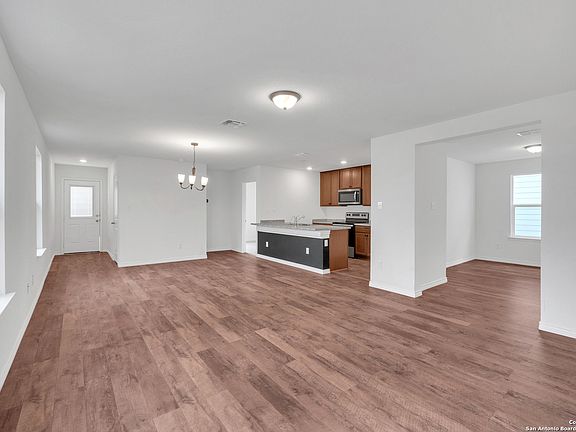 3rd image of 4644 VIA SONOMA TRL