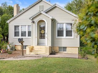 419 N Broadway Ave, Sterling, KS 67579