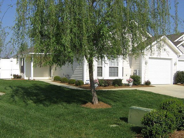 1st image of 4748 Gardenia Cir