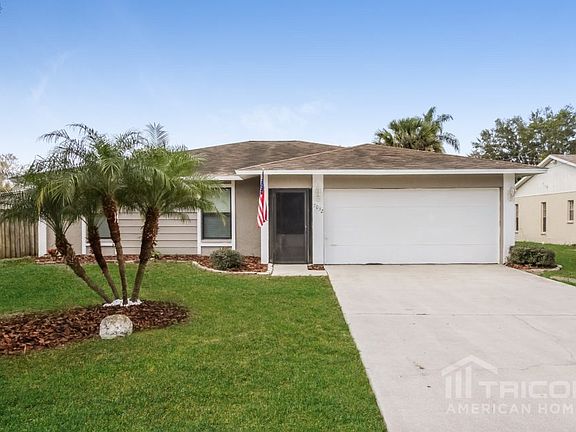 2nd image of 7032 Persimmon Pl