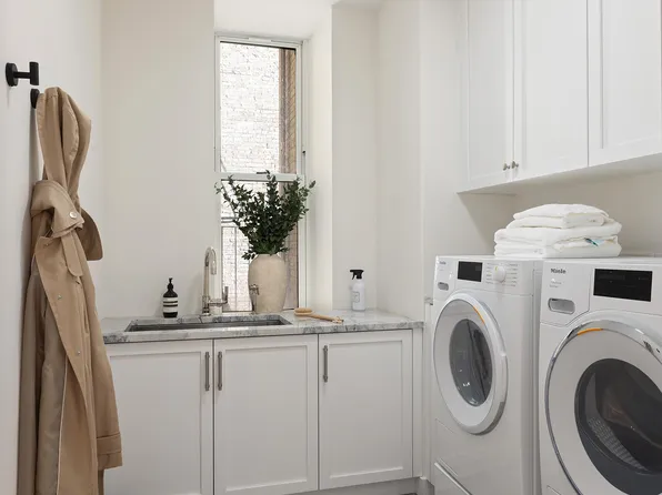 344 West 72nd Street image 14 of 23