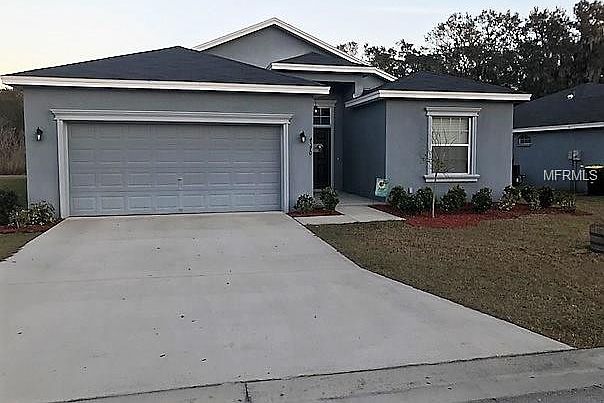 1st image of 4570 Fairway Oaks Dr
