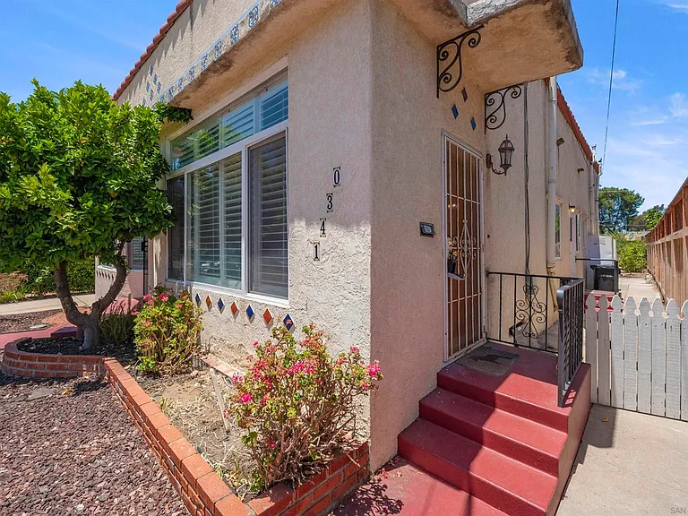 1428 Upas St — Photo 19