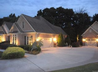 1308 Wrenwood Ct, Granite Quarry, NC 28146