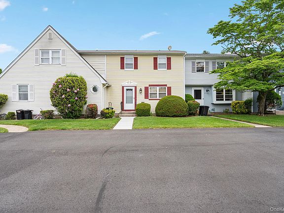 2nd image of 7 Merrimac Court