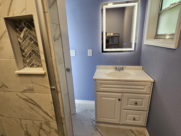 1617B Constantine St — Photo 10