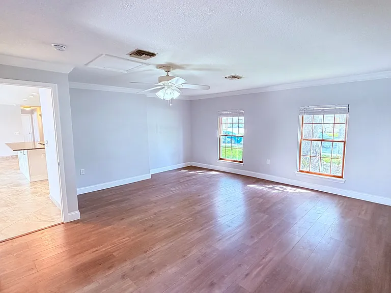 6 Carriage Hill Cir — Photo 41