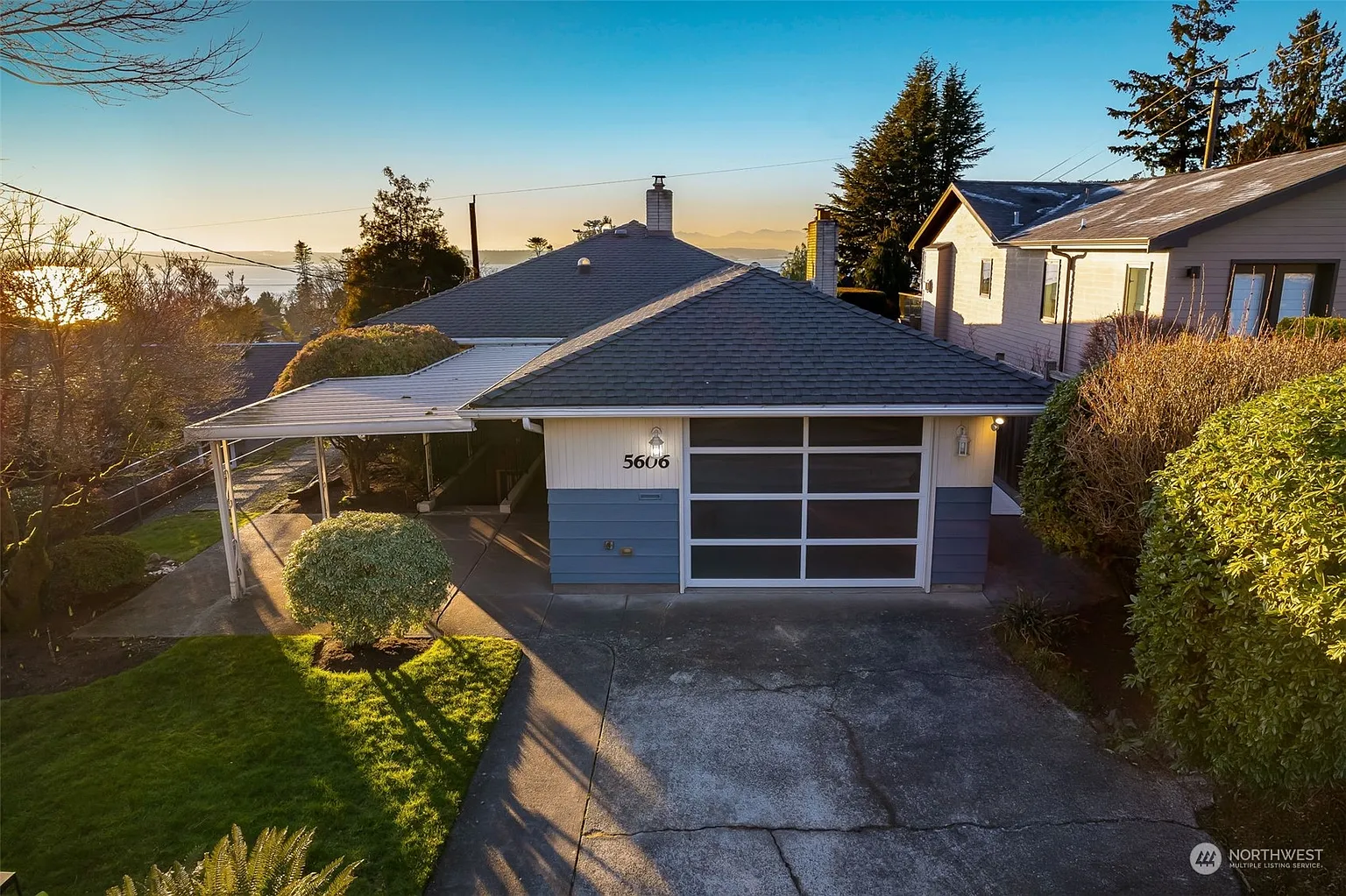 5606 47th Avenue SW photo 1