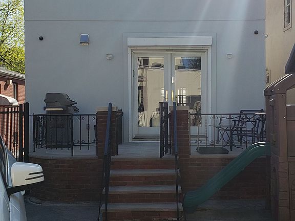 2nd image of 1844 E 26th St