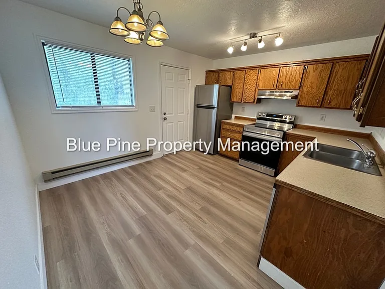 1222 Holman Ave — Photo 5