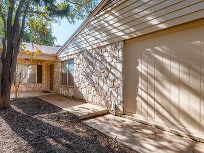 385 Englewood Dr, Kerrville, TX, 78028