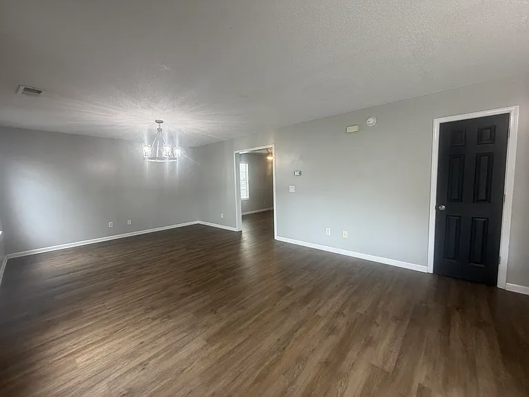 1755 Polaris Dr — Photo 16
