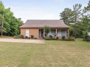 2430 Tanglewood Dr, Millbrook, AL 36054