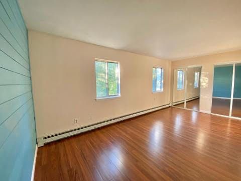 4th image of 529 Harbor View Ct