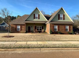 2210 Saint Ives Ln, Hernando, MS 38632