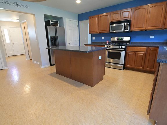 5th image of 2416 Phillip Dr