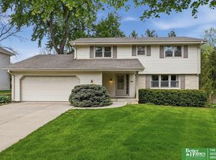 11828 Jackson Rd, Omaha, NE 68154