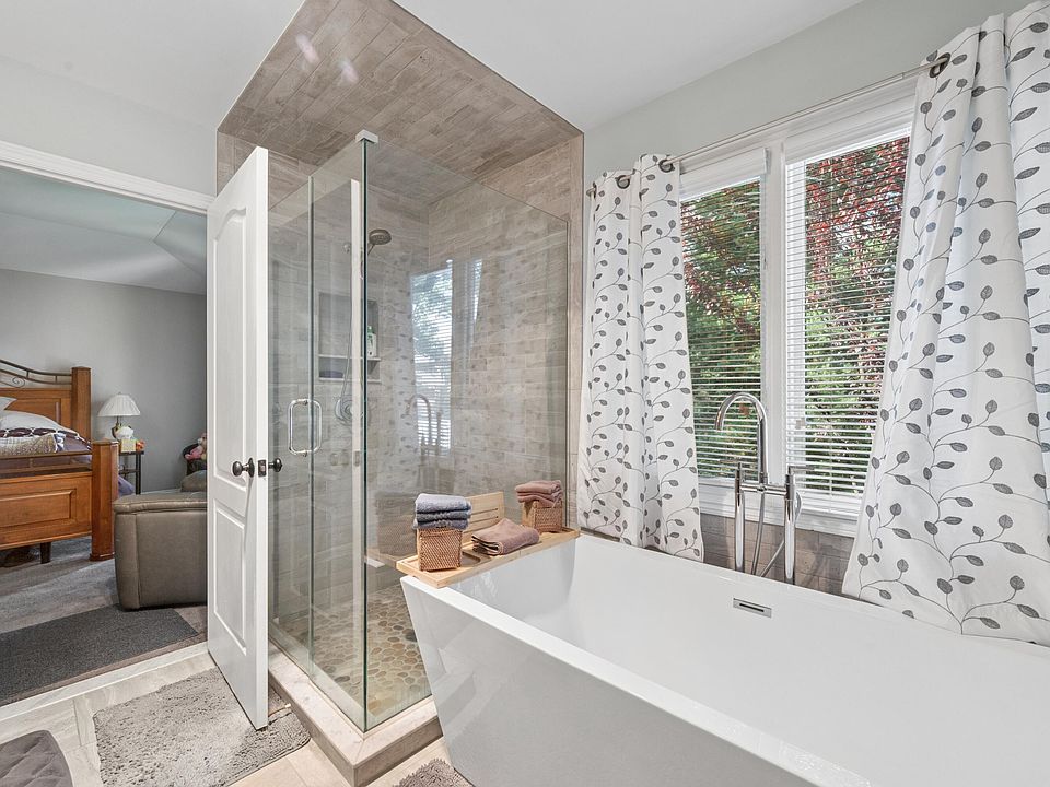11215 Wilshire Dr, photo 29