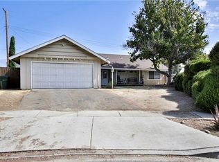 132 Montrose Ave, Upland, CA 91786