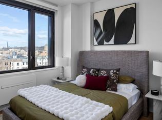 11 Ocean Pkwy #PENTHOUSE 107, Brooklyn, NY 11218