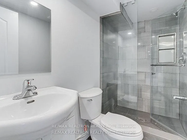 31 Goodman Cres #BSMNT B — Photo 17