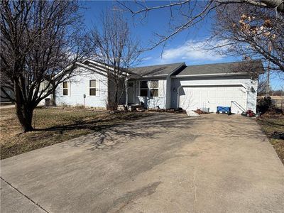 2177 Webbwood Dr, Webb City, MO, 64870