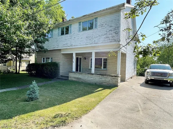 801 E Market St, Cadiz, OH 43907