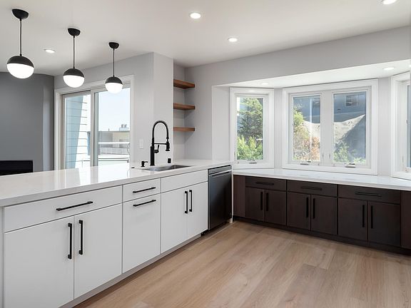 3rd image of 4526 17th St #1