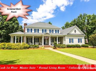 128 Carroll Dr, Four Oaks, NC 27524