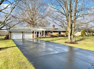 176 Sunset Blvd, Hermitage, PA