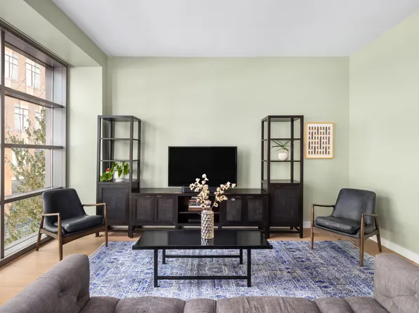 138 North Tenth Street image 3 of 14