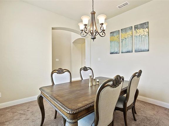 5th image of 1909 Shireridge Dr