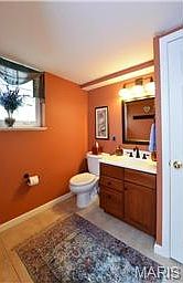 4th image of 10201 Thornwood Dr