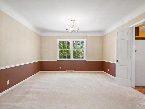 5th image of 7632 Fairwind Dr