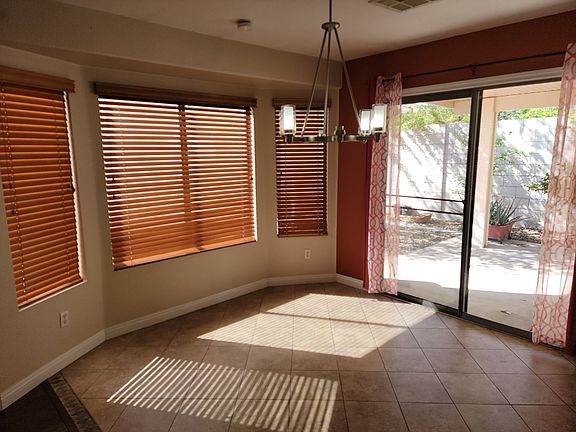 5th image of 1086 Silver Creek Ave