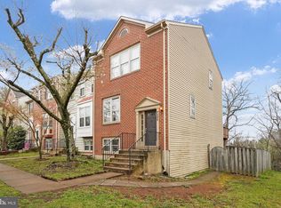 7306 Saint Johns Ct, Manassas, VA 20109