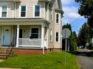323 W Frack St, Frackville, PA 17931