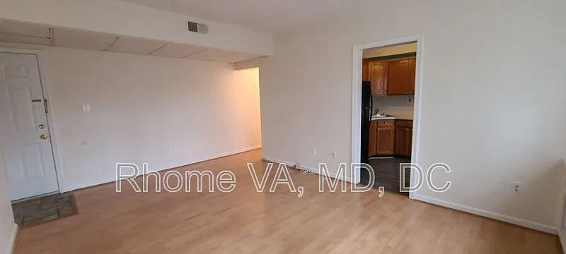 1 bed, 1.0 bath, 627 sqft, $2,000 — Photo 3