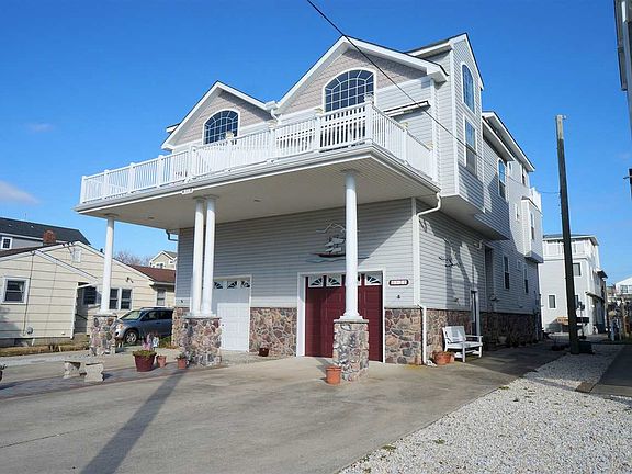 2nd image of 121 49th St #East