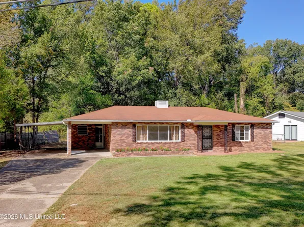215 Buena Vista Dr, Vicksburg, MS 39180