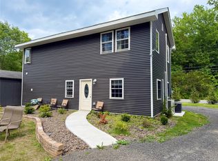 335 State Route 32 N, New Paltz, NY 12561