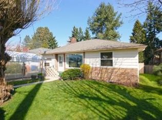 9032 9th Ave NW, Seattle, WA 98117