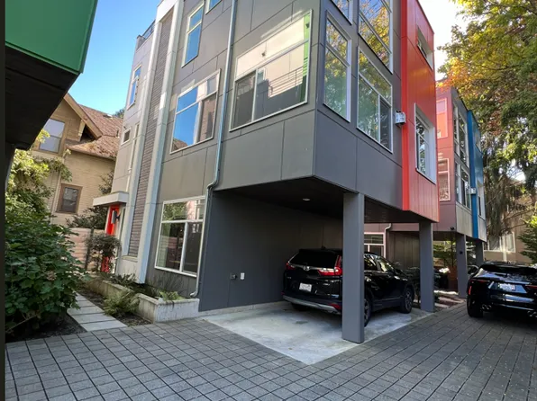 1549 NW 59th St, Seattle, WA 98107